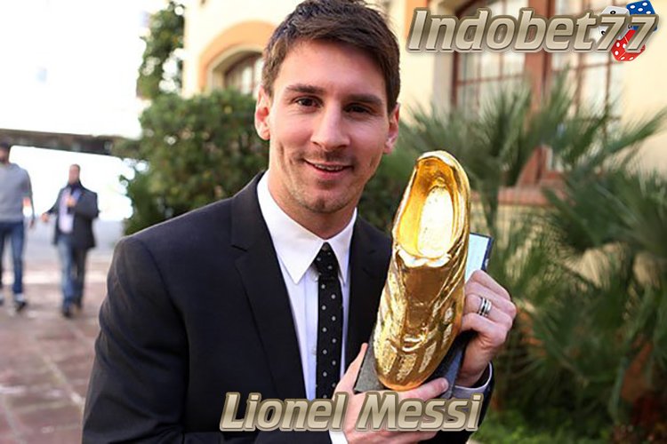 Menangkan Trofi Golden Shoe, Messi Sejajarkan Diri Dengan Ronaldo